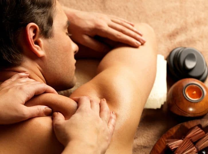 Illustration des bienfaits physiologiques et énergétiques du massage